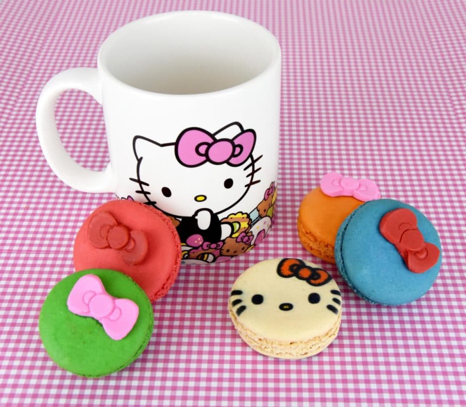 hello-kitty-cafe-mug