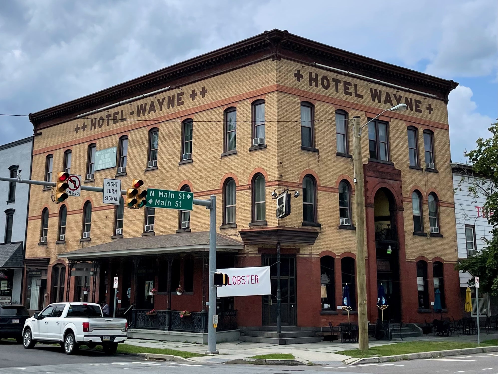 Hotel Wayne in Honesdale.